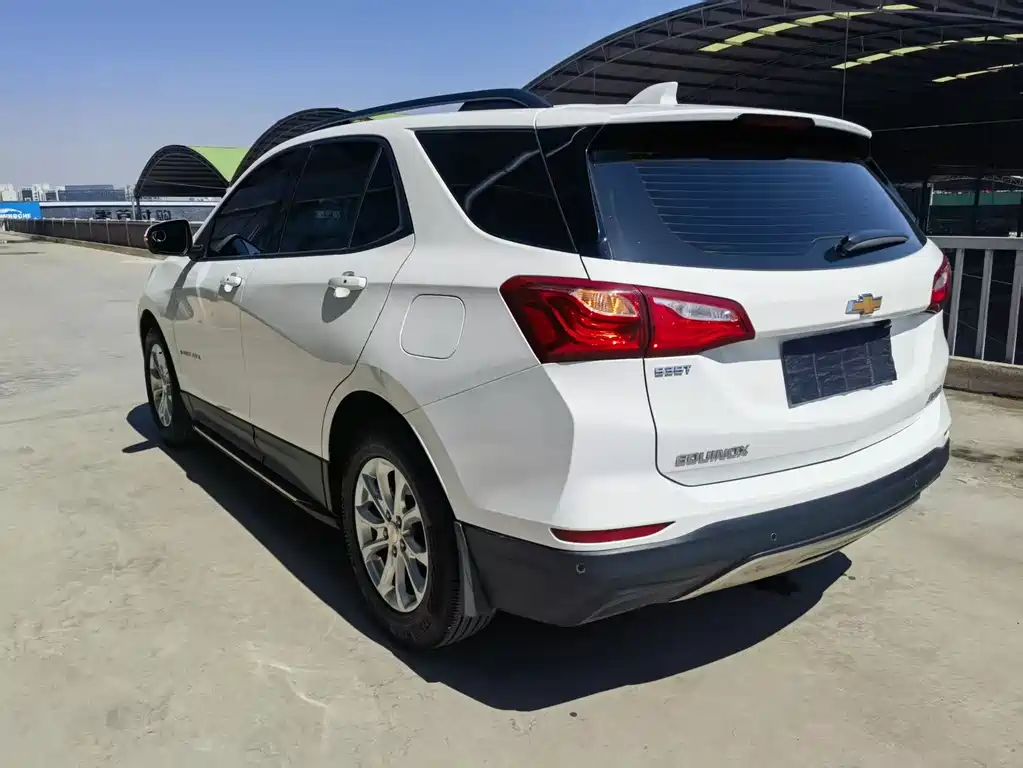 Chevrolet Equinox 2018 — фото 4