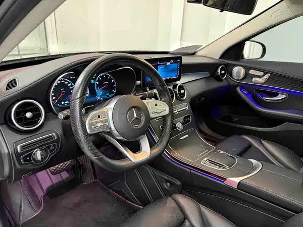 Mercedes-Benz C-Class 2021