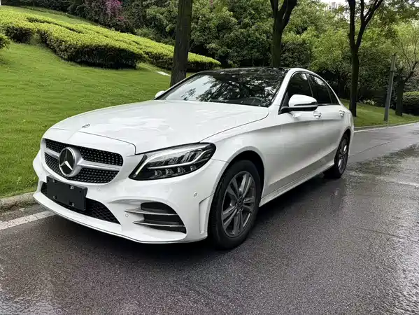 Mercedes-Benz C-Class 2021
