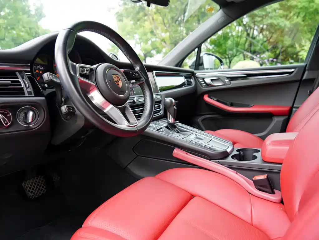 Porsche Macan 2020 — фото 13