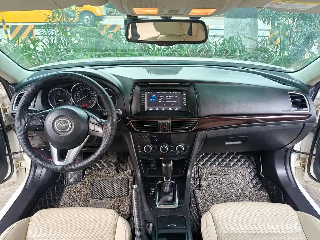 Mazda Atenza 2015 — фото 18