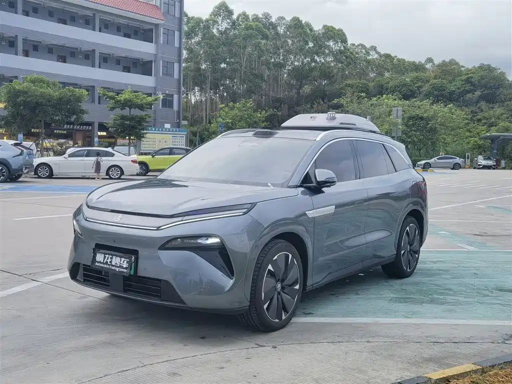 BYD Tang L 2025