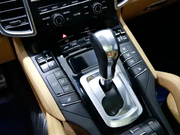 Porsche Cayenne 2015