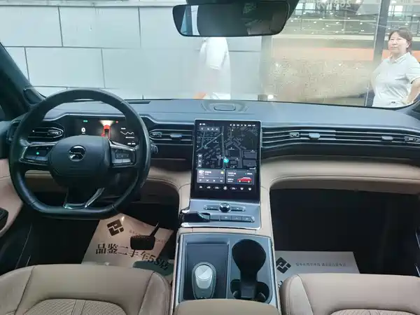 NIO ES6 2020