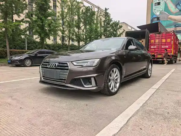 Audi A4L 2019