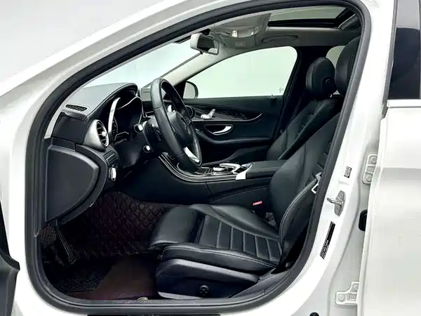 Mercedes-Benz C-Class 2017