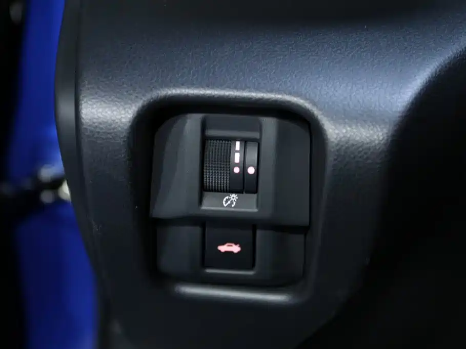 Subaru BRZ 2022 — фото 14