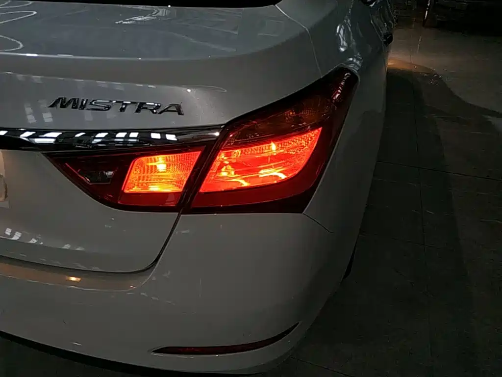 Hyundai Mistra 2016 — фото 8