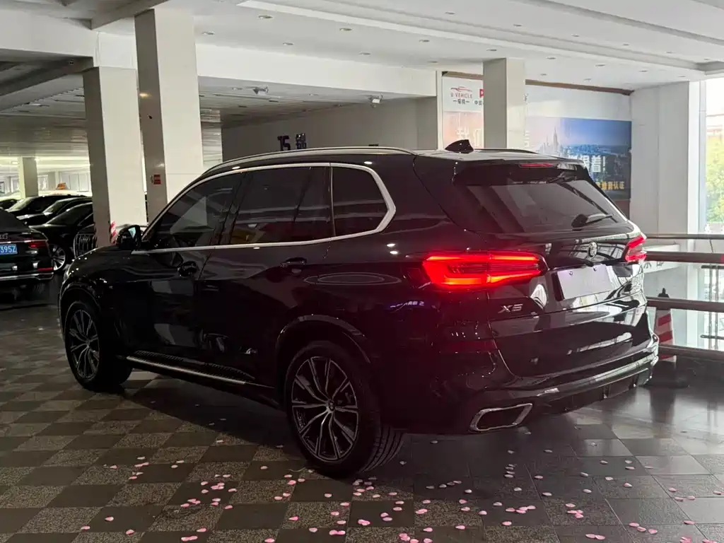 BMW X5 2021 — фото 4