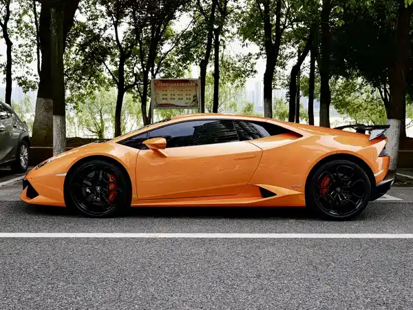 Lamborghini Huracan 2014