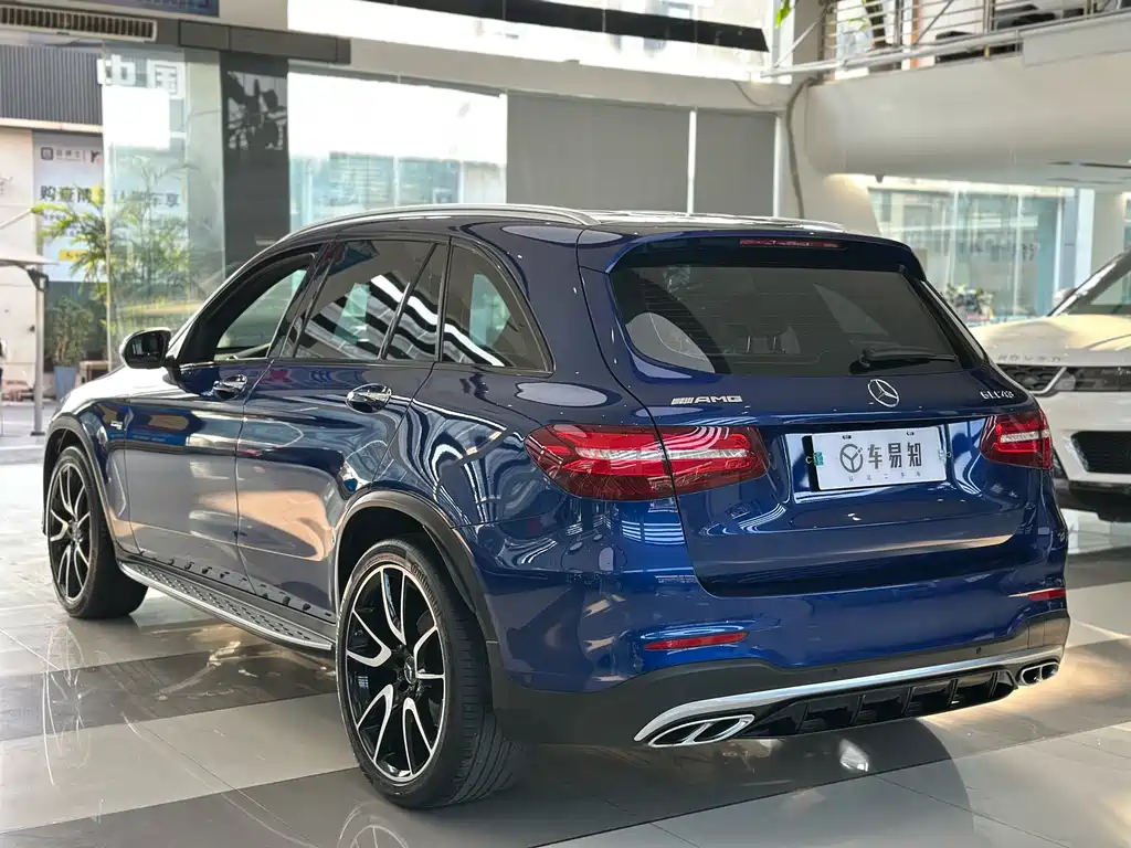 Mercedes-Benz GLC AMG 2019 — фото 16