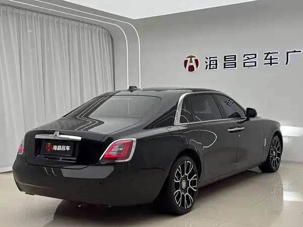 Rolls-Royce Ghost 2021