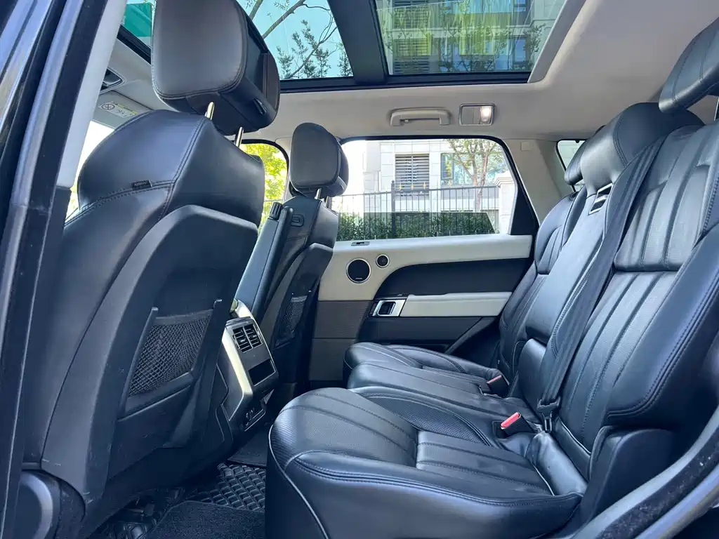 Land Rover Range Rover Sport 2015 — фото 11