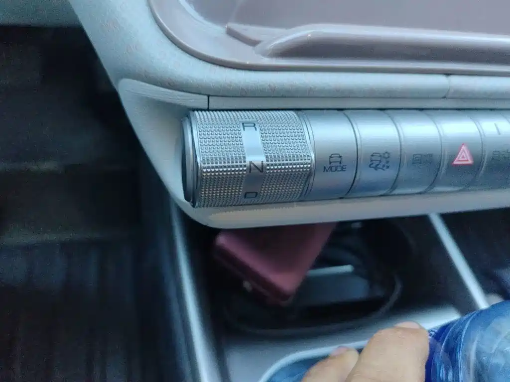 BYD Dolphin 2022 — фото 11