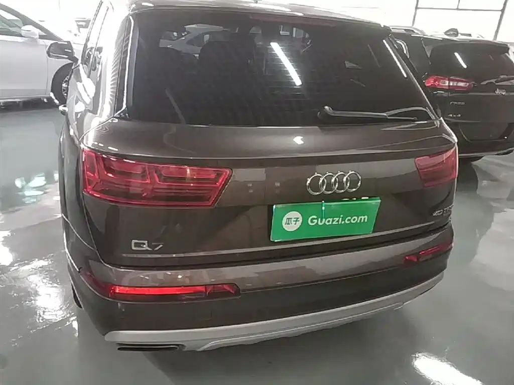 Audi Q7 2017 — фото 6