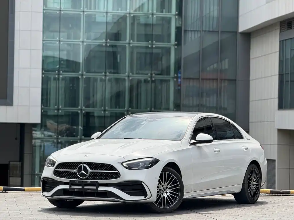 Mercedes-Benz C-Class 2022 — фото 1