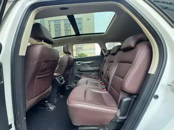 Geely Haoyue 2020