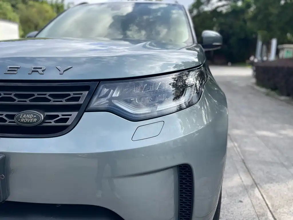 Land Rover Discovery 2018 — фото 4