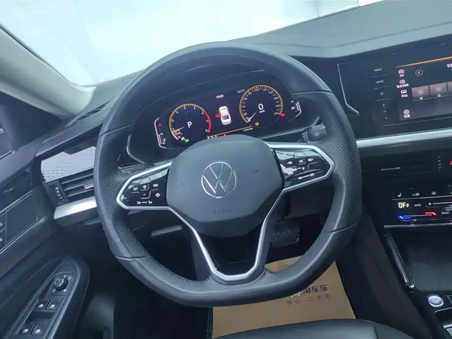 Volkswagen Passat 2023 — фото 15