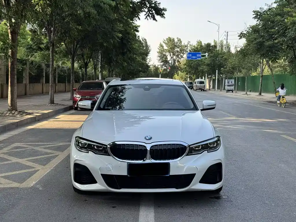 BMW 3 Series 2022