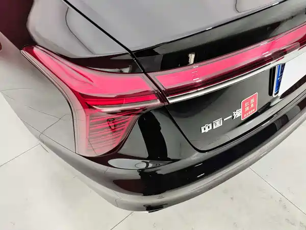 Hongqi H5 2024