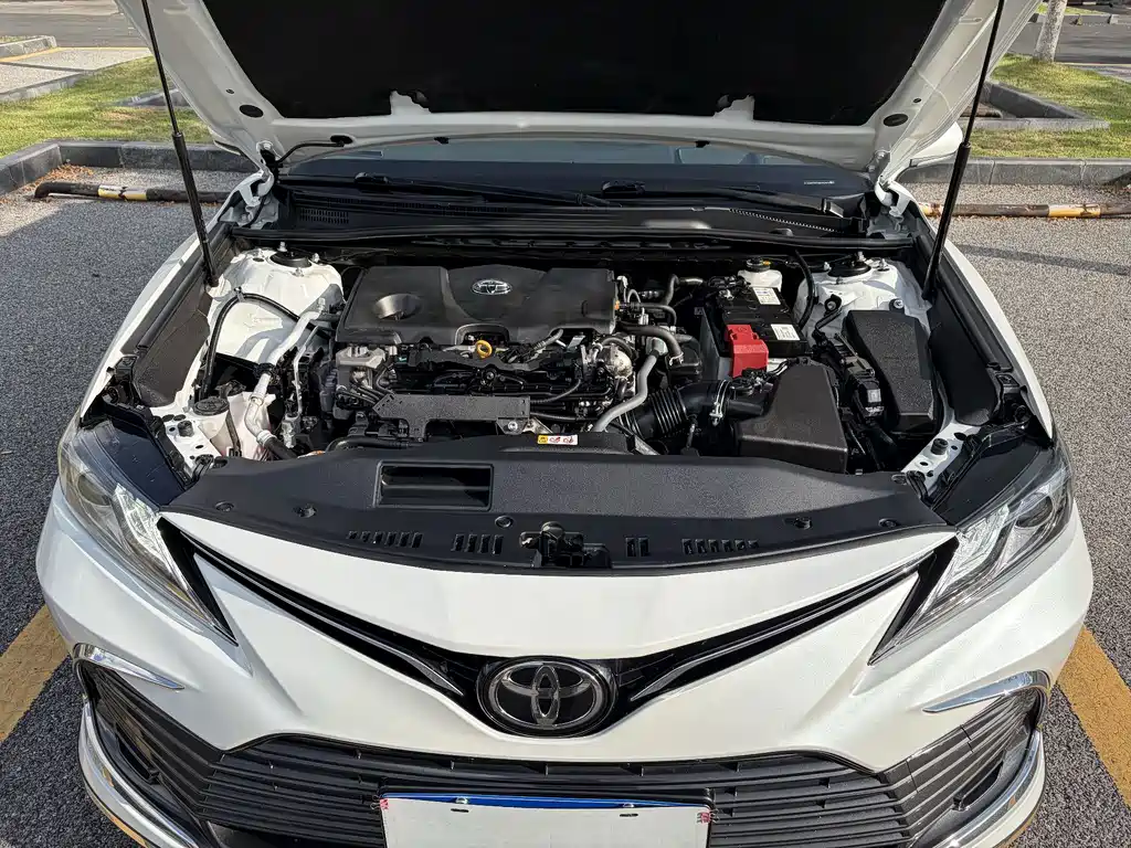 Toyota Camry 2021 — фото 22