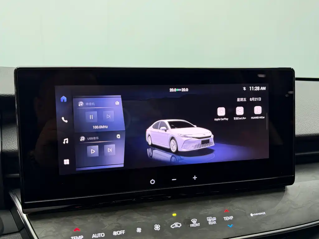 Toyota Camry 2025 — фото 11