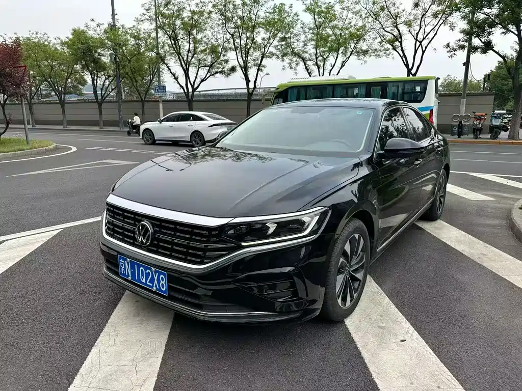 Volkswagen Passat 2022