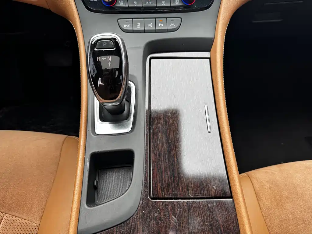 Buick LaCrosse 2017 — фото 8