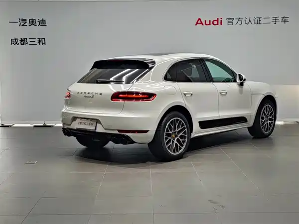 Porsche Macan 2014
