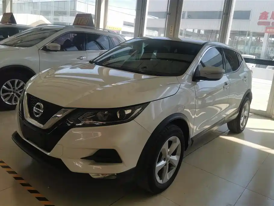 Nissan Qashqai 2023 — фото 1
