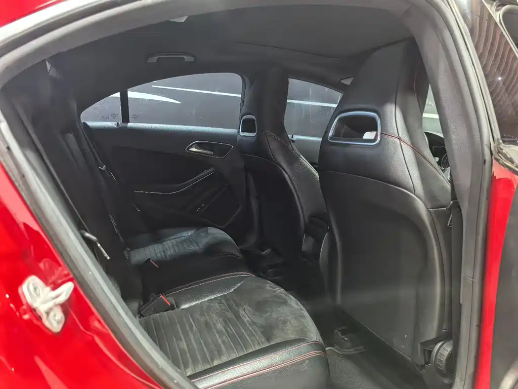 Mercedes-Benz CLA 2015 — фото 6