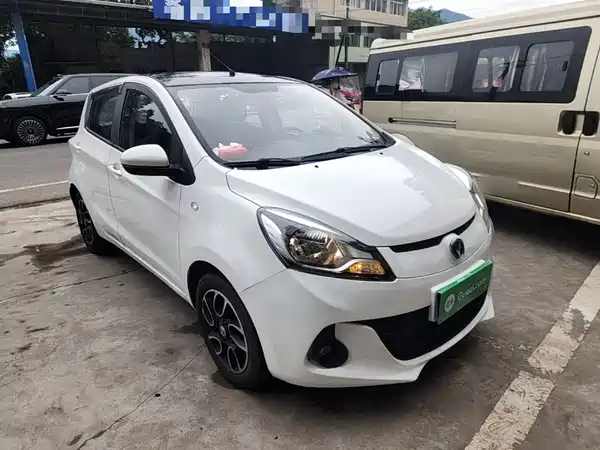 Changan BenBen 2015