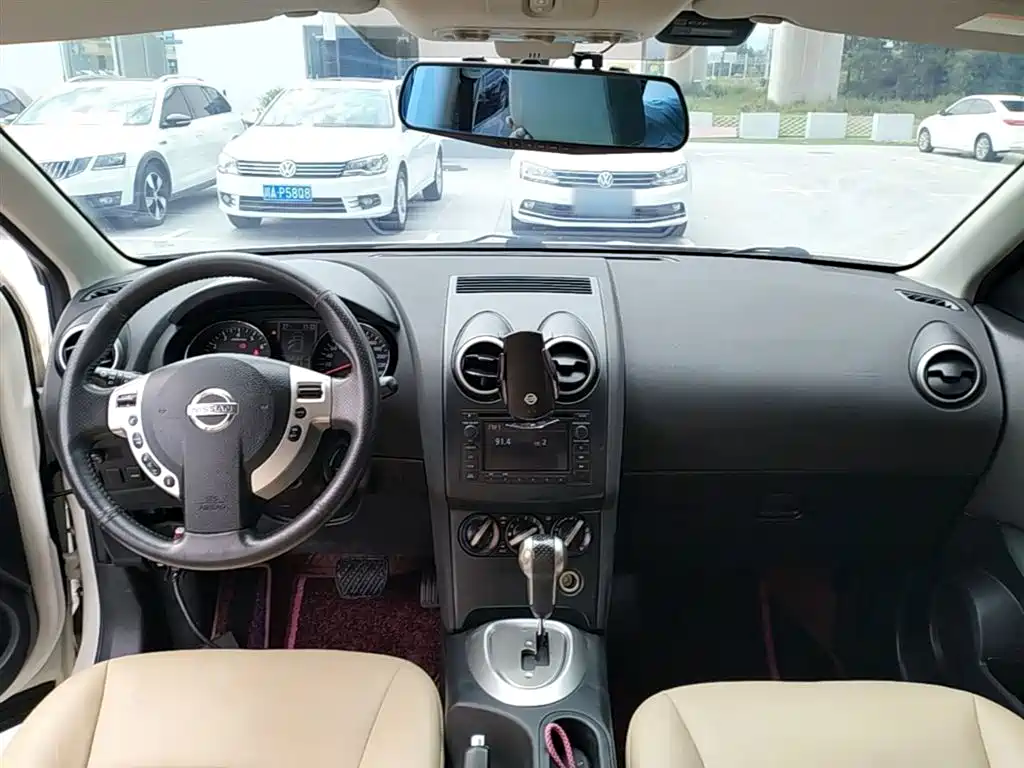 Nissan Qashqai 2015 — фото 10