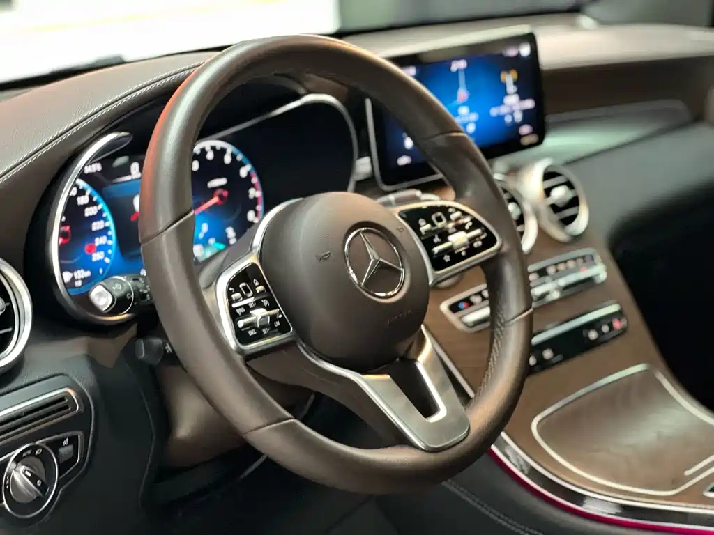 Mercedes-Benz GLC 2020