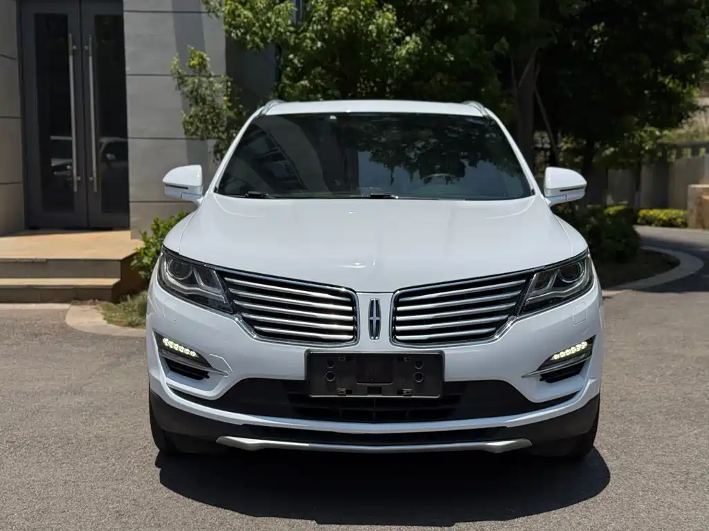 Lincoln MKC 2017 — фото 2