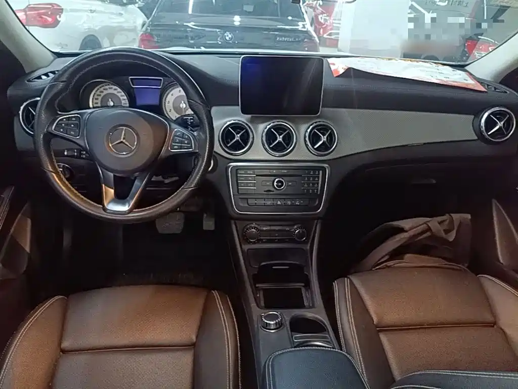 Mercedes-Benz GLA 2017 — фото 10