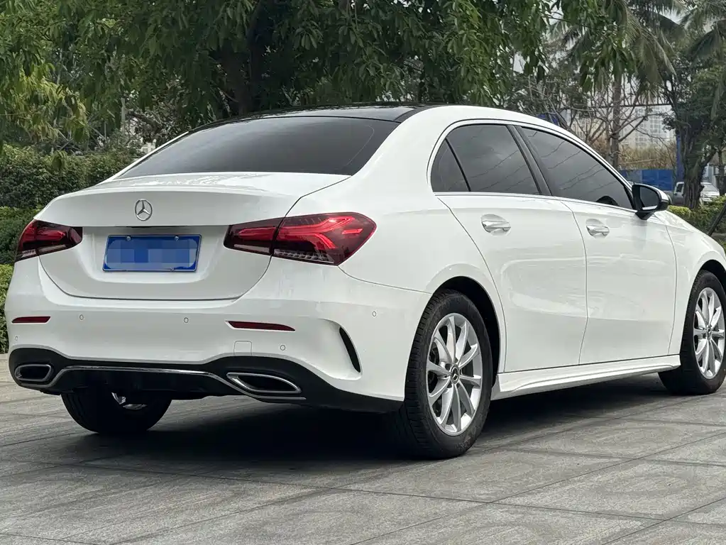 Mercedes-Benz A-Class 2020 — фото 6