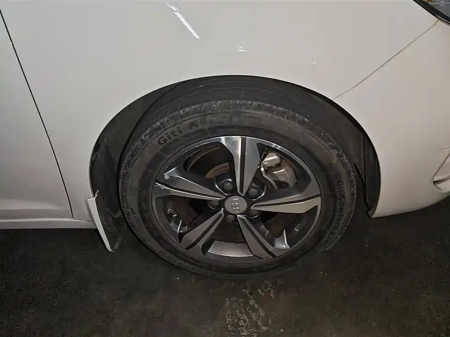 Geely Emgrand GL 2017