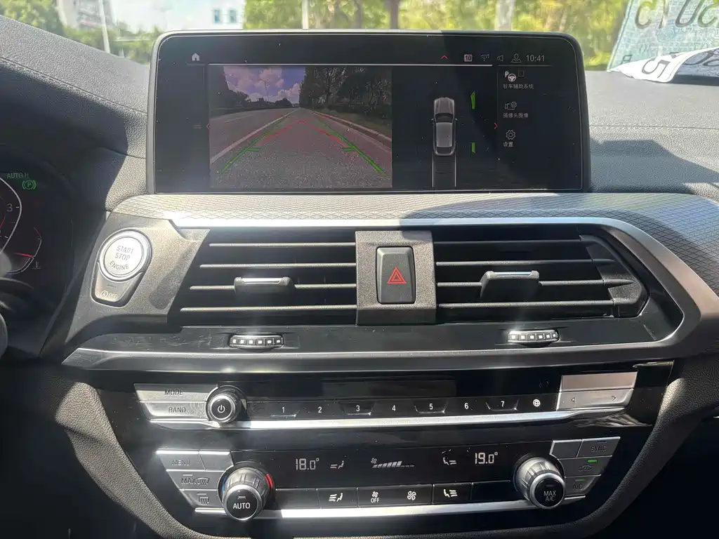 BMW X4 2021 — фото 12