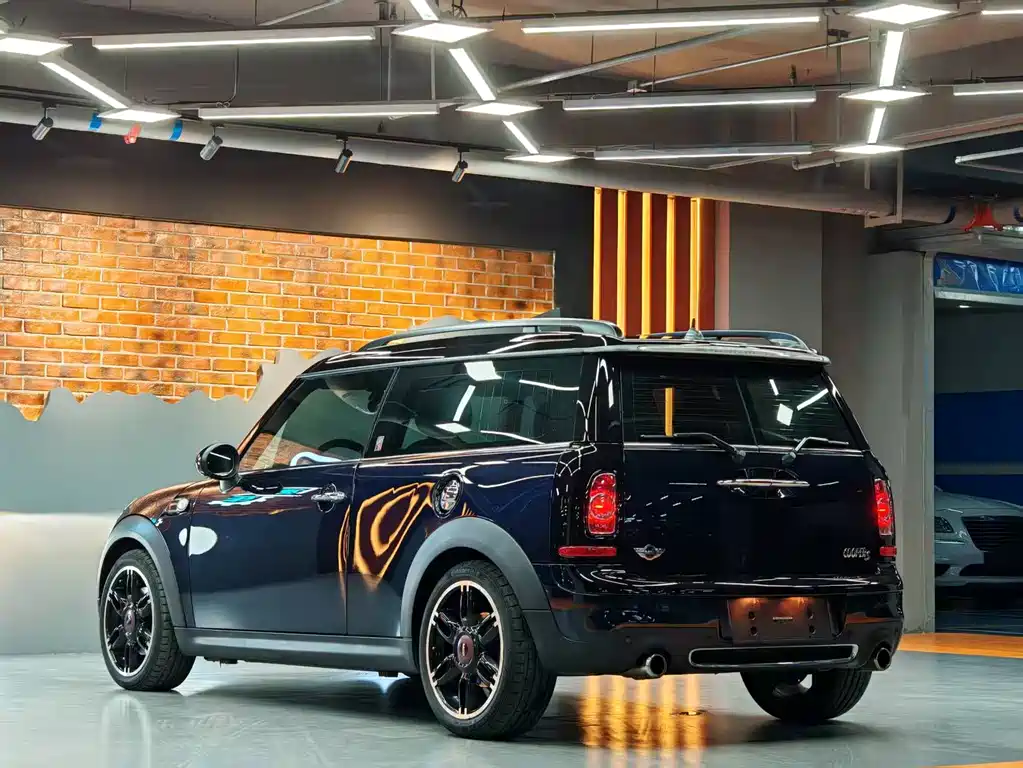 MINI Clubman 2012 — фото 32