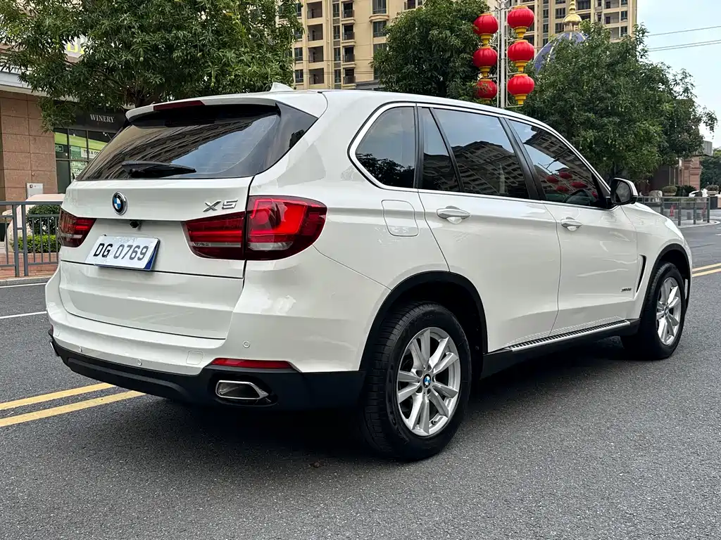 BMW X5 2019 — фото 9