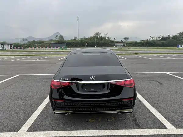 Mercedes-Benz S-Class 2022