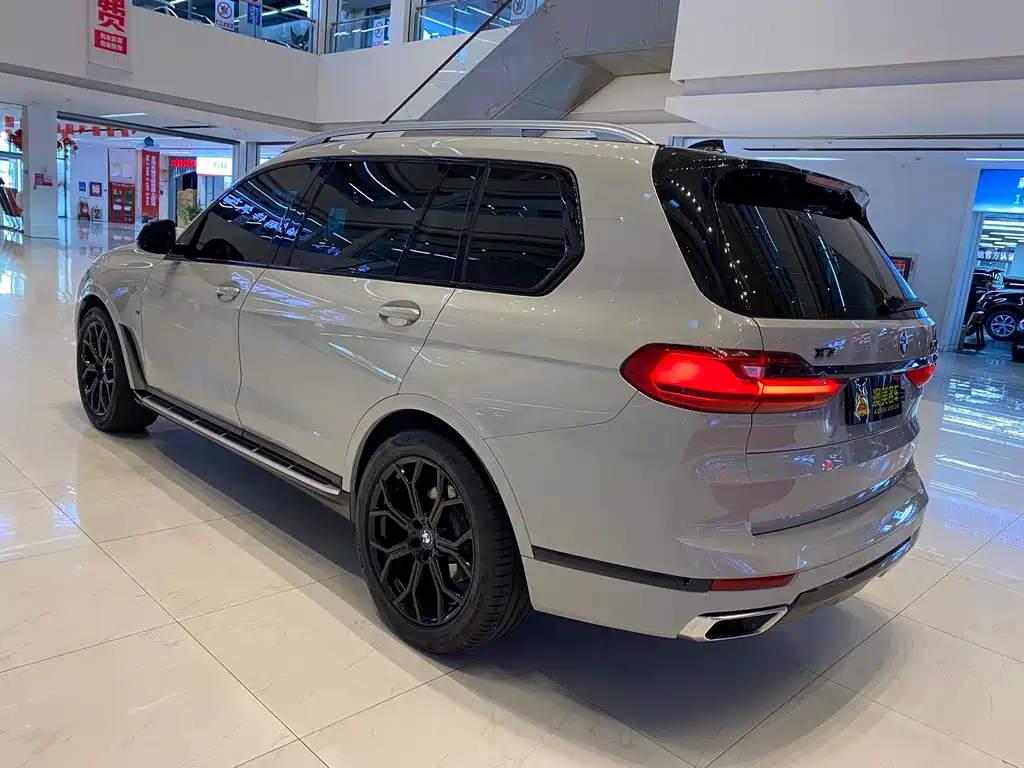 BMW X7 2019 — фото 6
