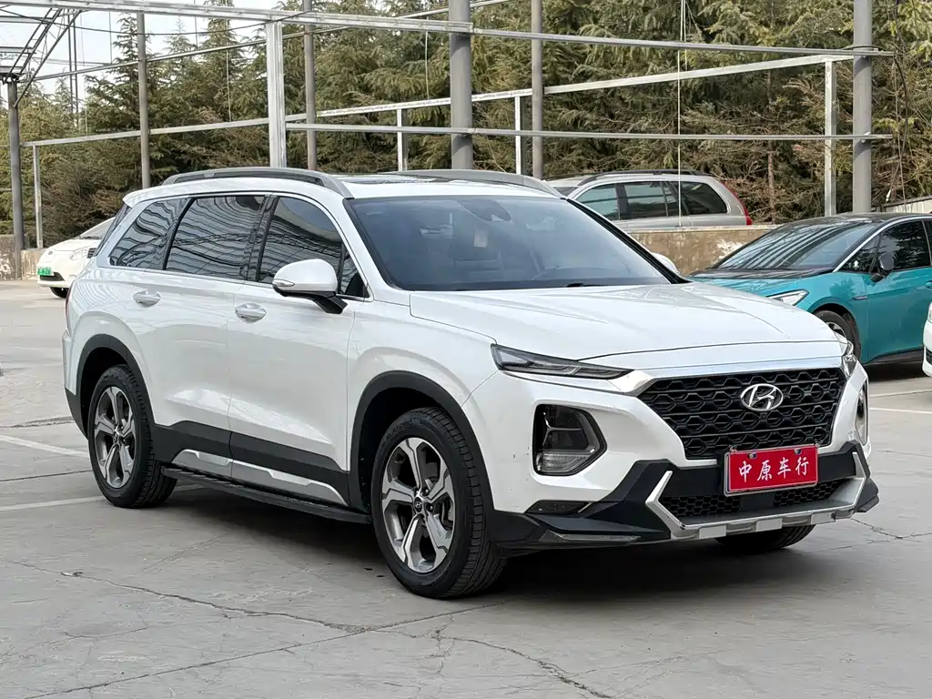 Hyundai Santa Fe 2019 — фото 3