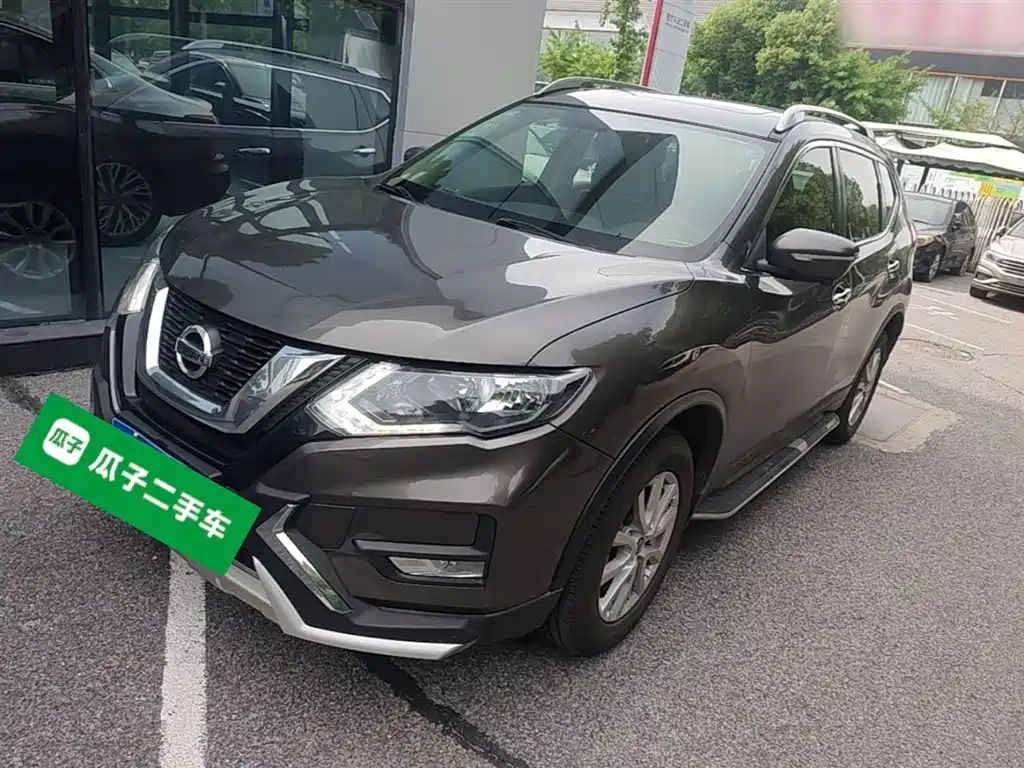 Nissan X-Trail 2017 — фото 1
