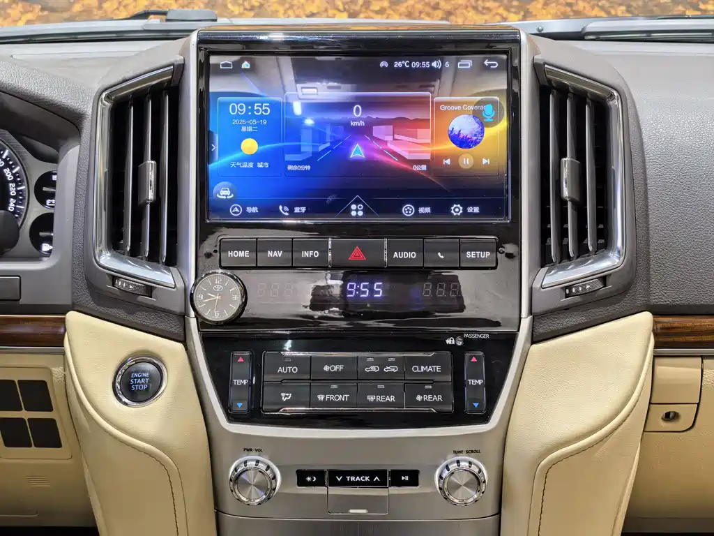 Toyota Land Cruiser 2017 — фото 10