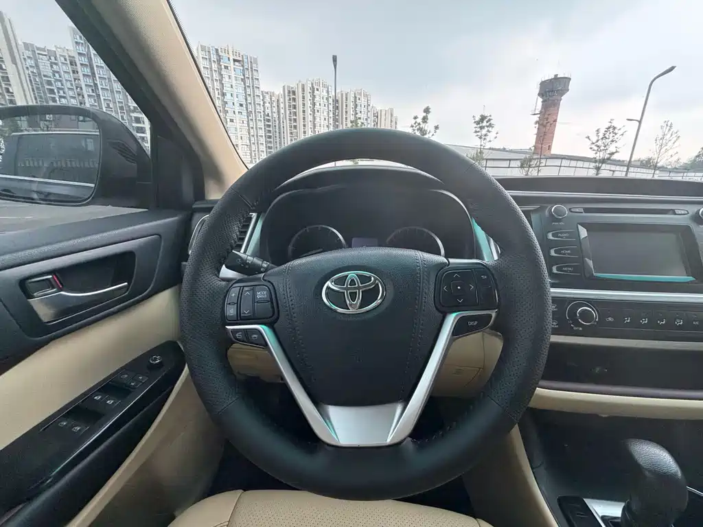 Toyota Highlander 2017