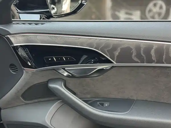 Audi A8 2019