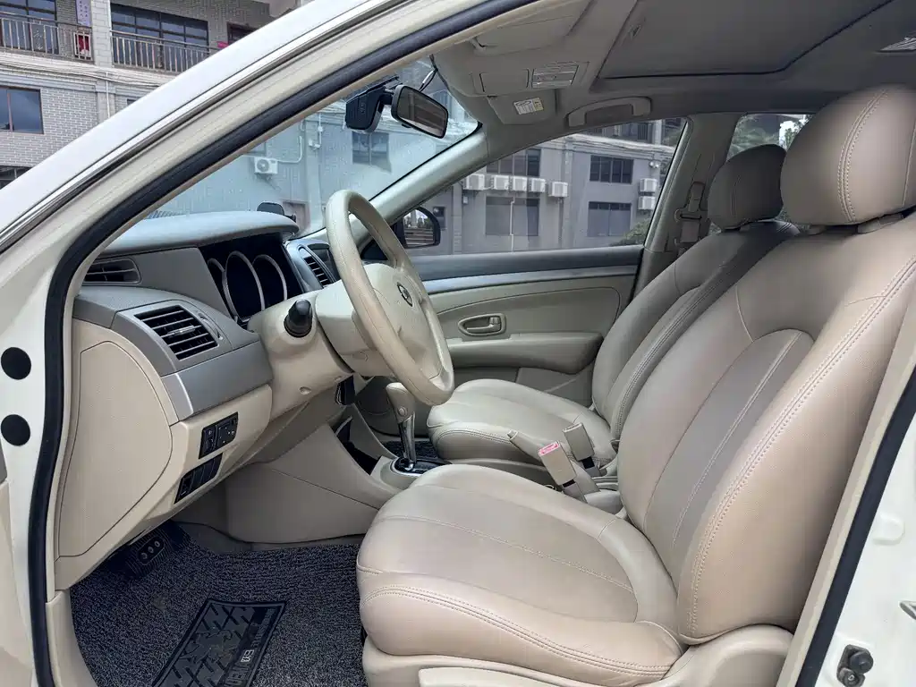 Nissan Sylphy 2018 — фото 5